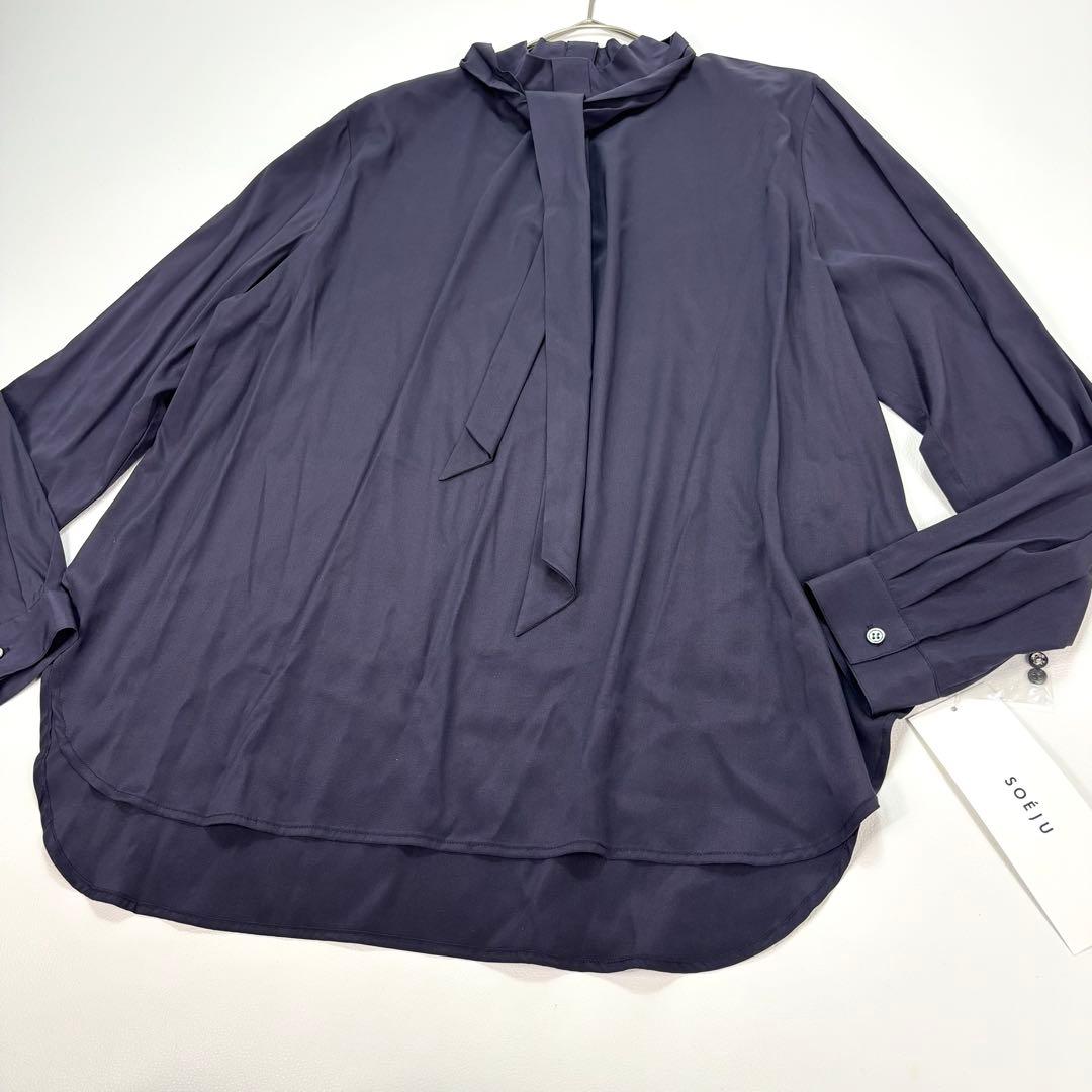 未使用✨SOÉJU シルクボウタイブラウス Mサイズ ネイビー　タグ付き