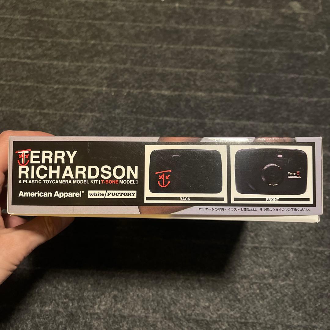 TERRY RICHARDSON T-BONE MODEL トイカメラキット