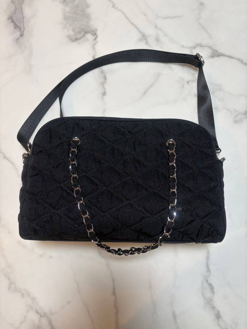 【Kuu ☺︎ 様】soleile 撥水 チェーンボストンバッグ ブラック 黒