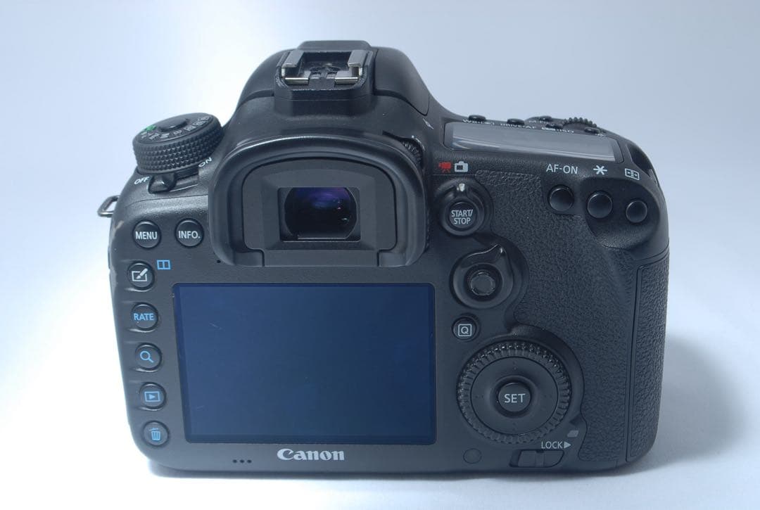 キャノン 一眼レフ Canon EOS 7D Mark II ダブル 望遠レンズ