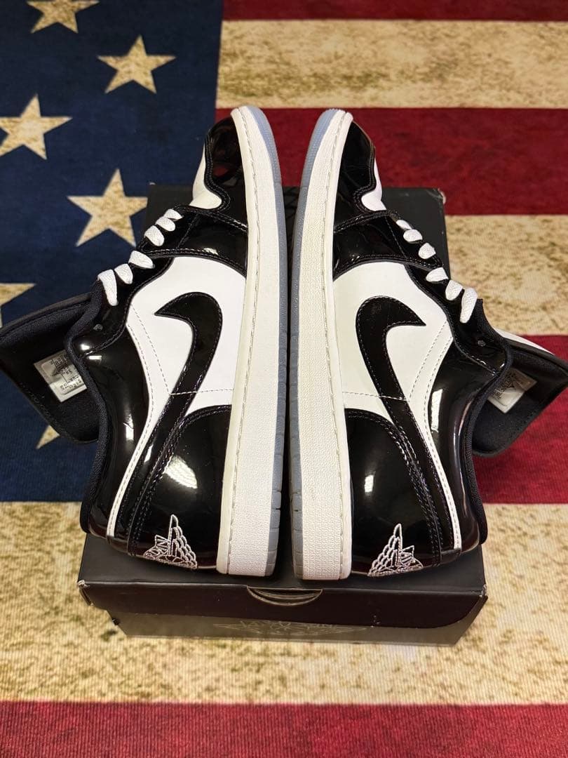 靴 Nike Air Jordan 1 Low \"Concord\"