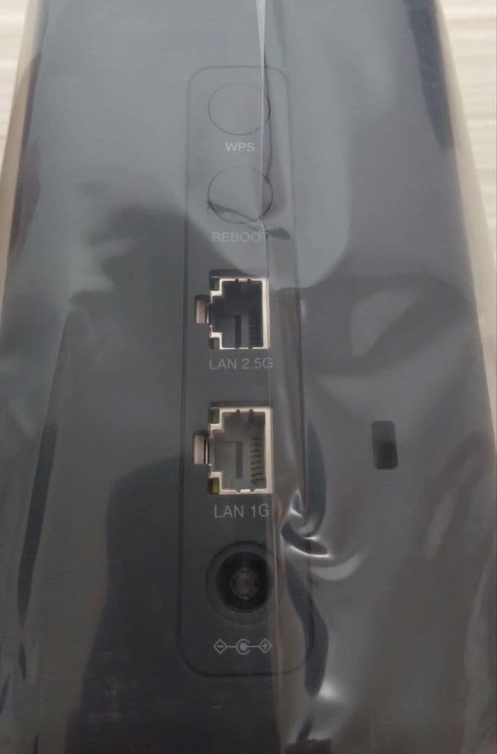 【新品／未使用】ドコモ ホームルータ HR02