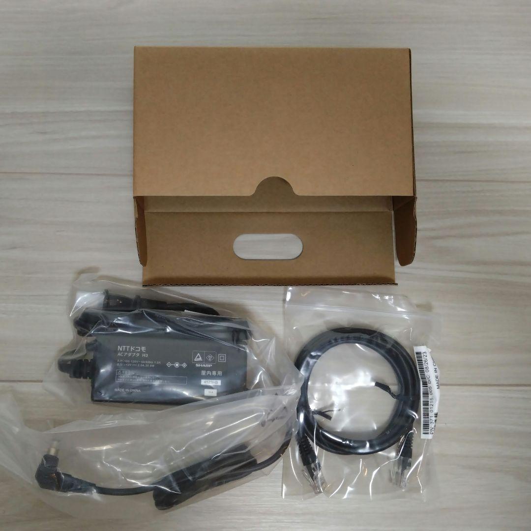 【新品／未使用】ドコモ ホームルータ HR02