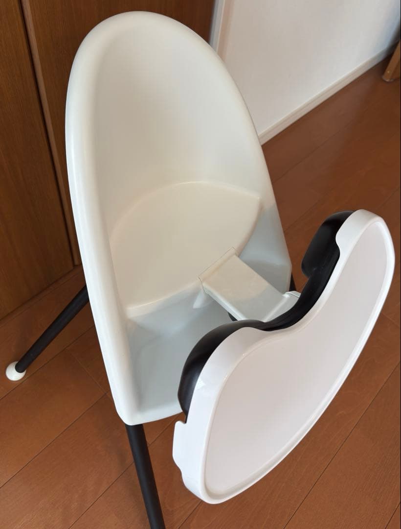 ベビービョルン　ホワイトハイチェア