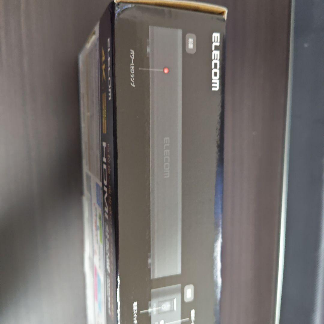 エルゴラさま新品未開封　ELECOM HDMI分配器