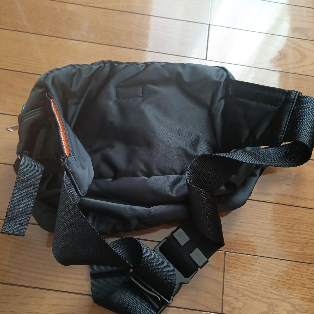 定価4万6千　ポーター　タンカー　ヒップバック　ウエストバッグ