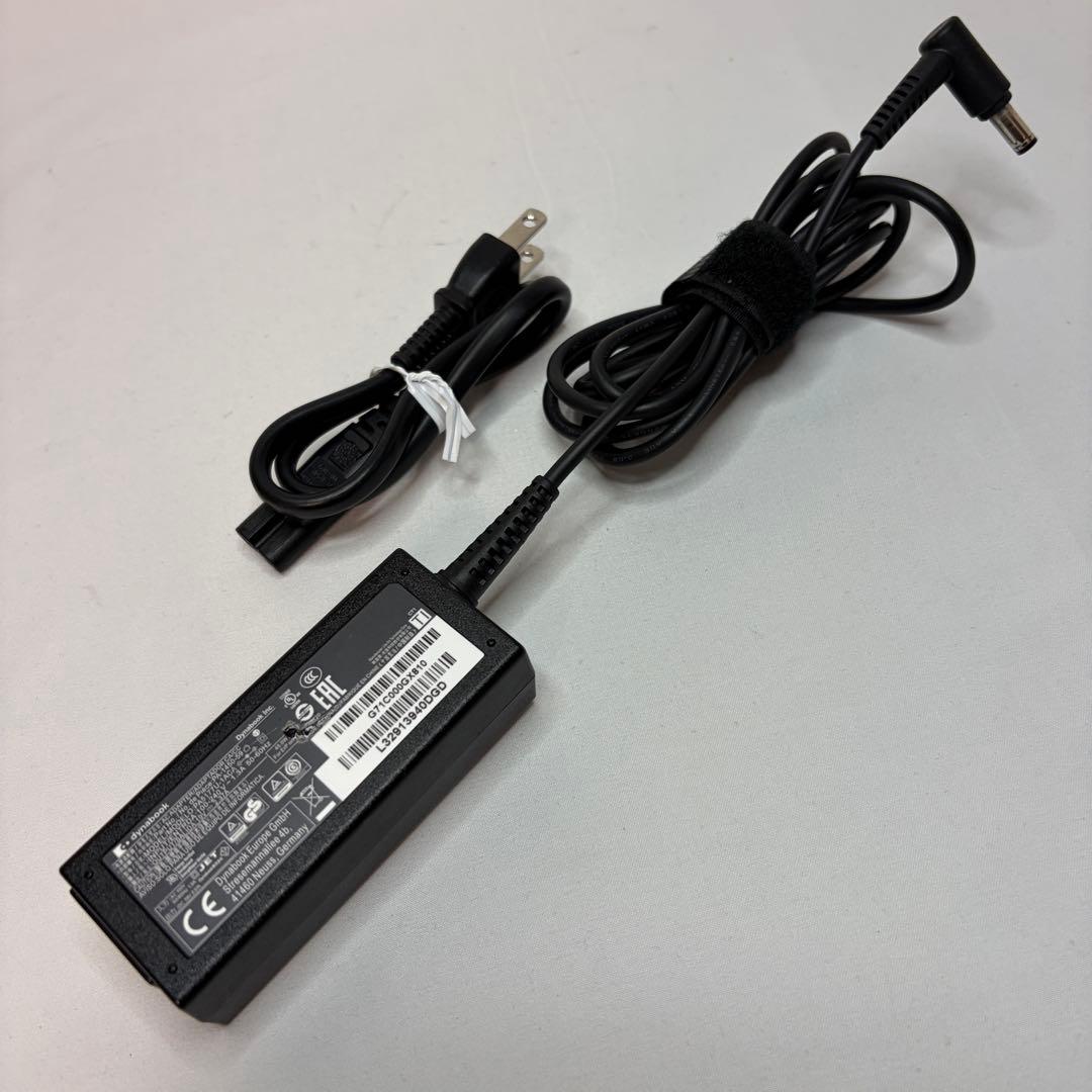 準美品 dynabook BJ65/FS 第10世代 i5 8GB 256GB