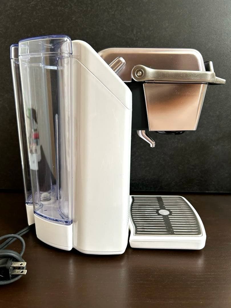 【未使用に近い】Keurig BS300 セラミックホワイト&カップツリーセット