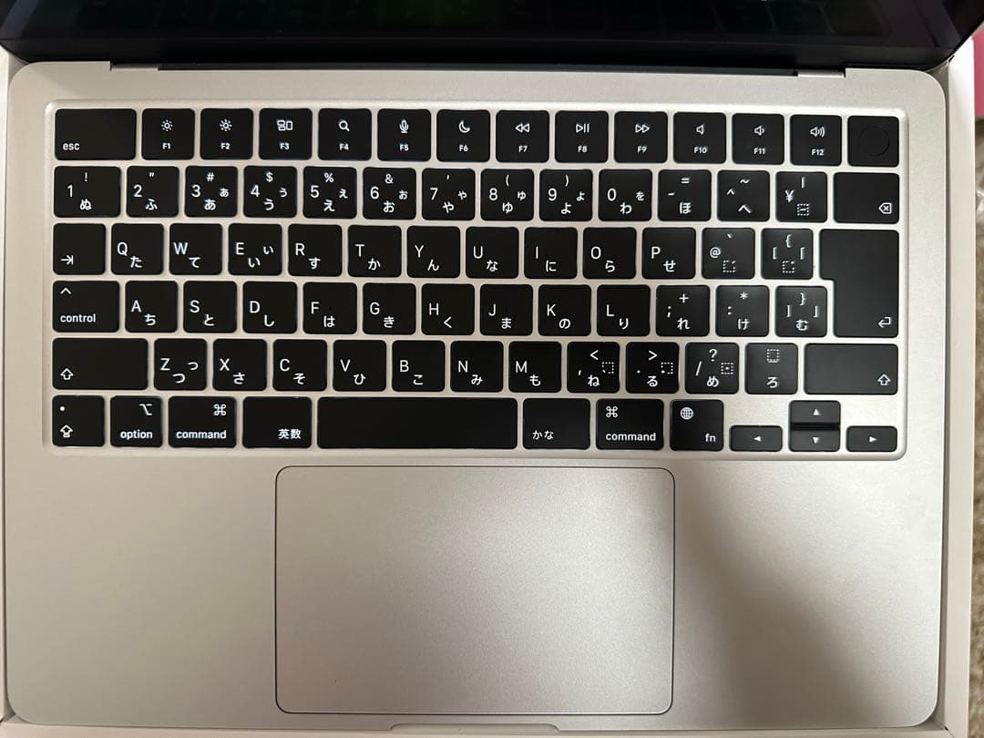 MacBook Air m2 256GB 本体シルバー