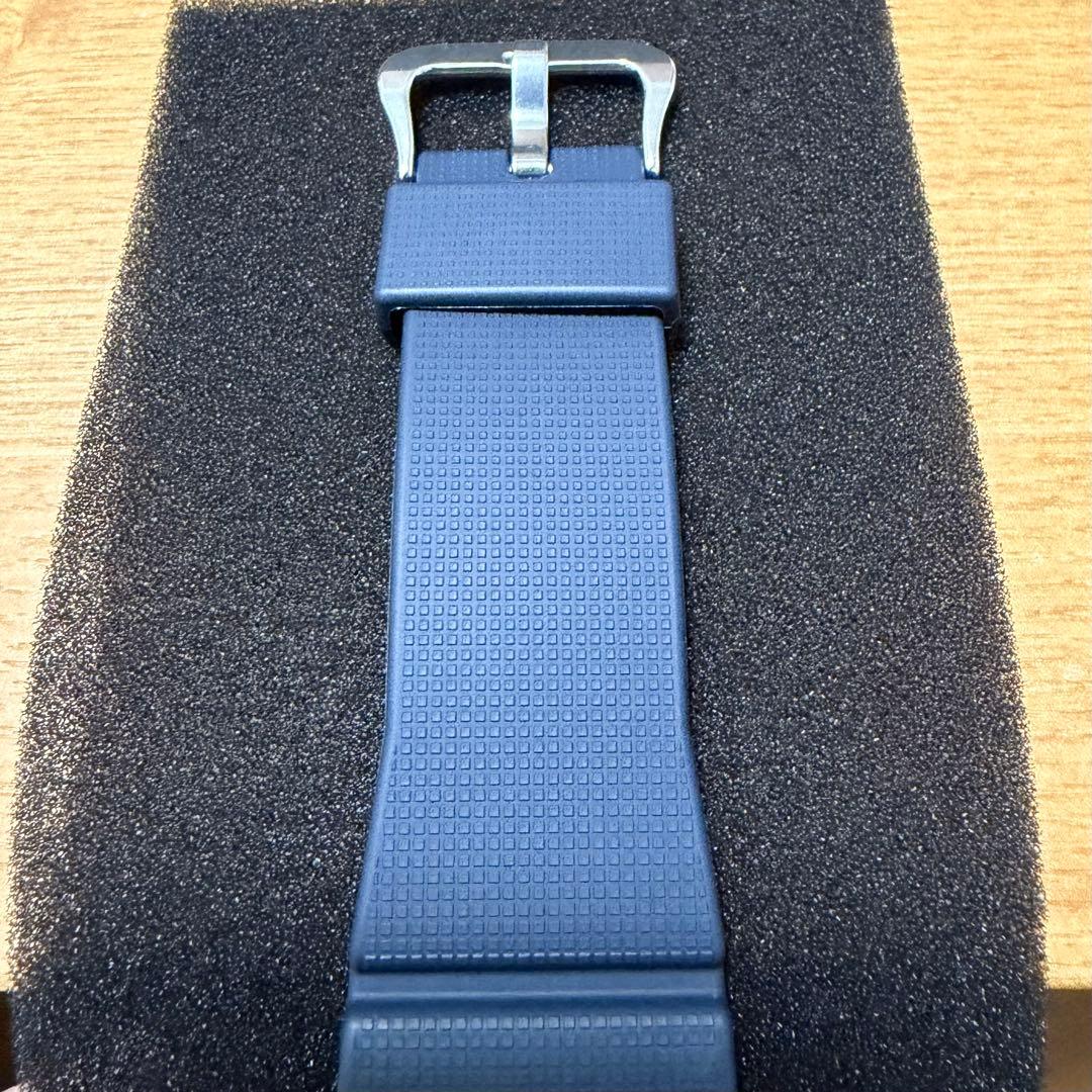 G-SHOCK GM-2100N-2AJF ネイビー カシオーク メタルカバード