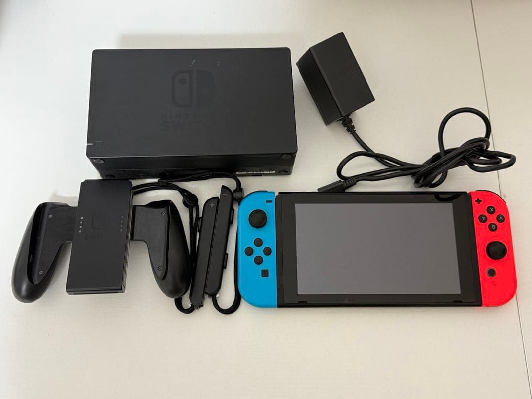 【 Nintendo Switch 】 本体＋付属品