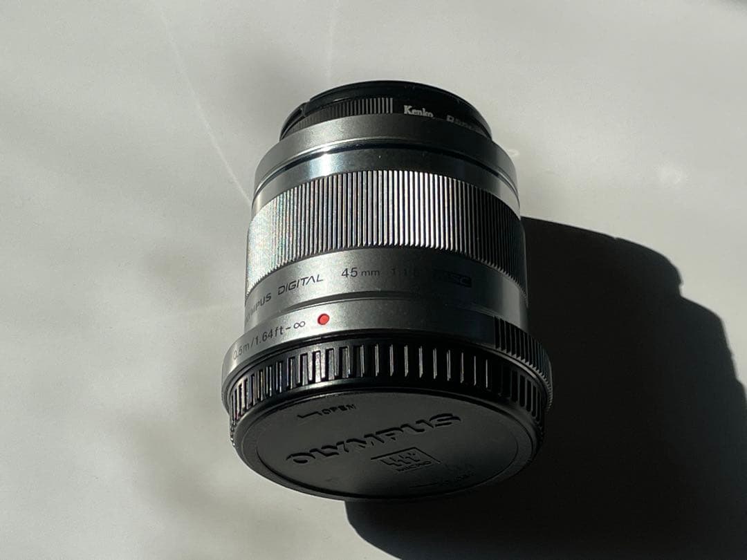 OLYMPUS 45mm 単焦点レンズ　値下げしました