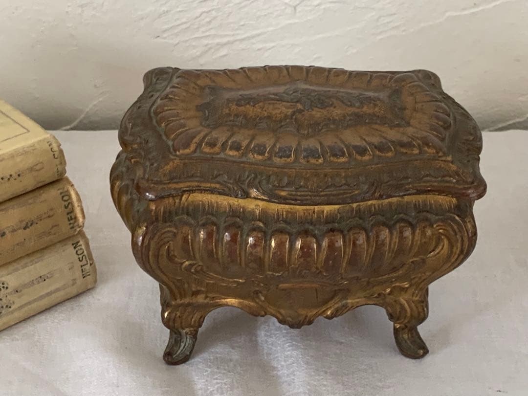 フランスアンティーク　ジュエリーケース　脚付　ブロカント