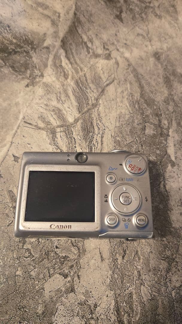 Canon IXY DIGITAL 700 コンパクトデジタルカメラ　動作確認済