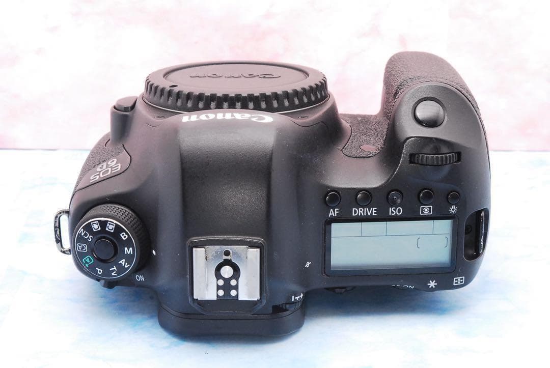 Canon EOS 6D☆一眼レフカメラ☆Wi-Fi☆コスパ◎のフルサイズ！