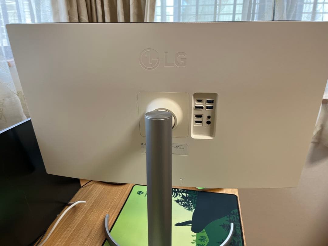 LG モニター ディスプレイ 32UP550-W 31.5インチ/4K