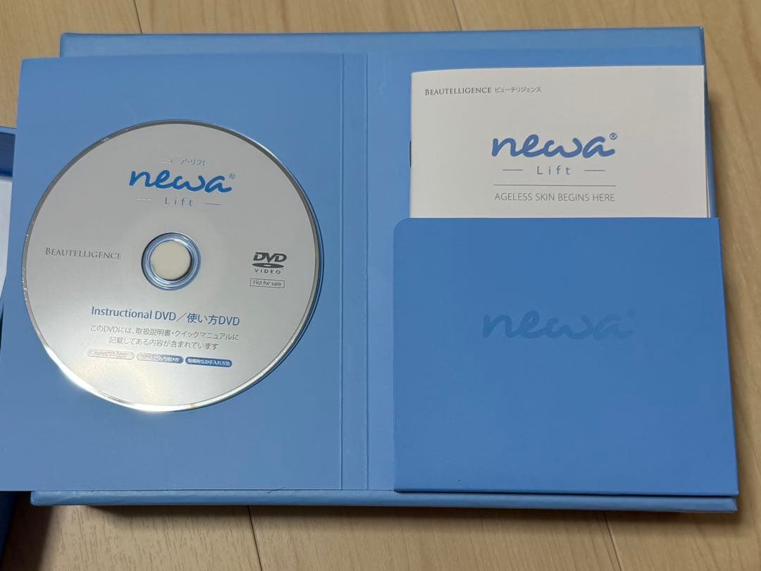 newa リフト　ニューア　リフト　美顔器