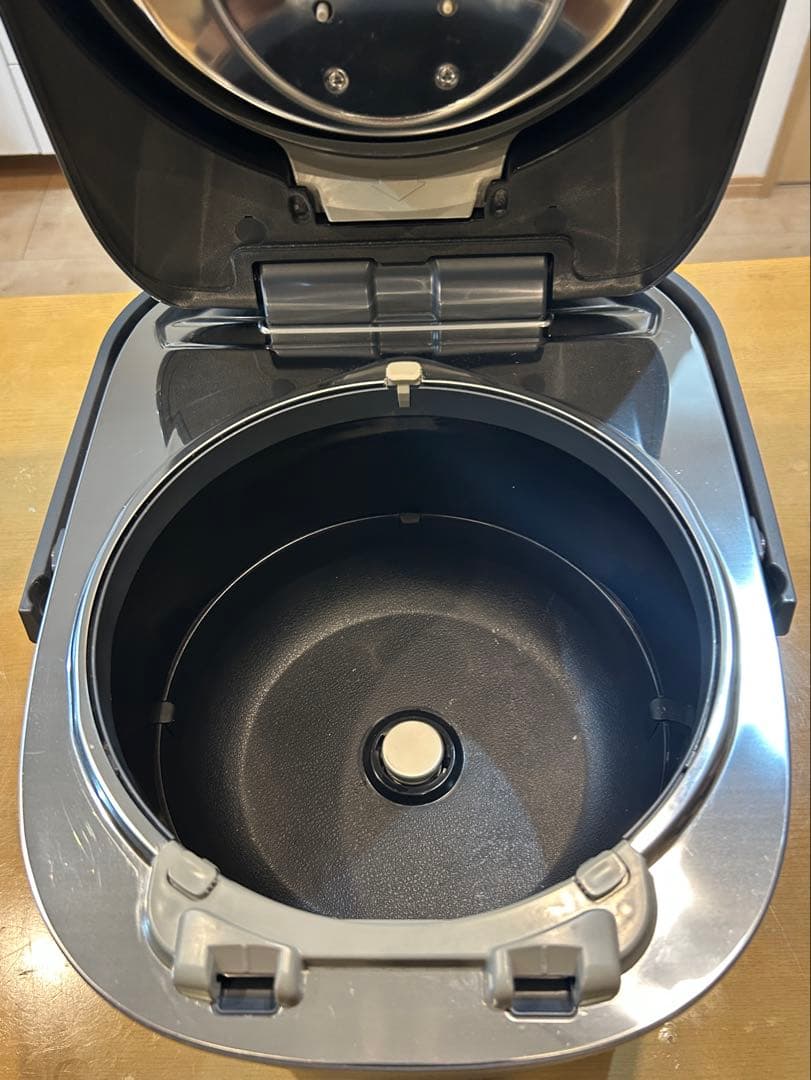 Panasonic 可変圧力IHジャー炊飯器SR-MPB180