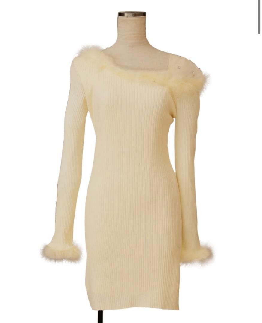 M me eme フェザーニットワンピース