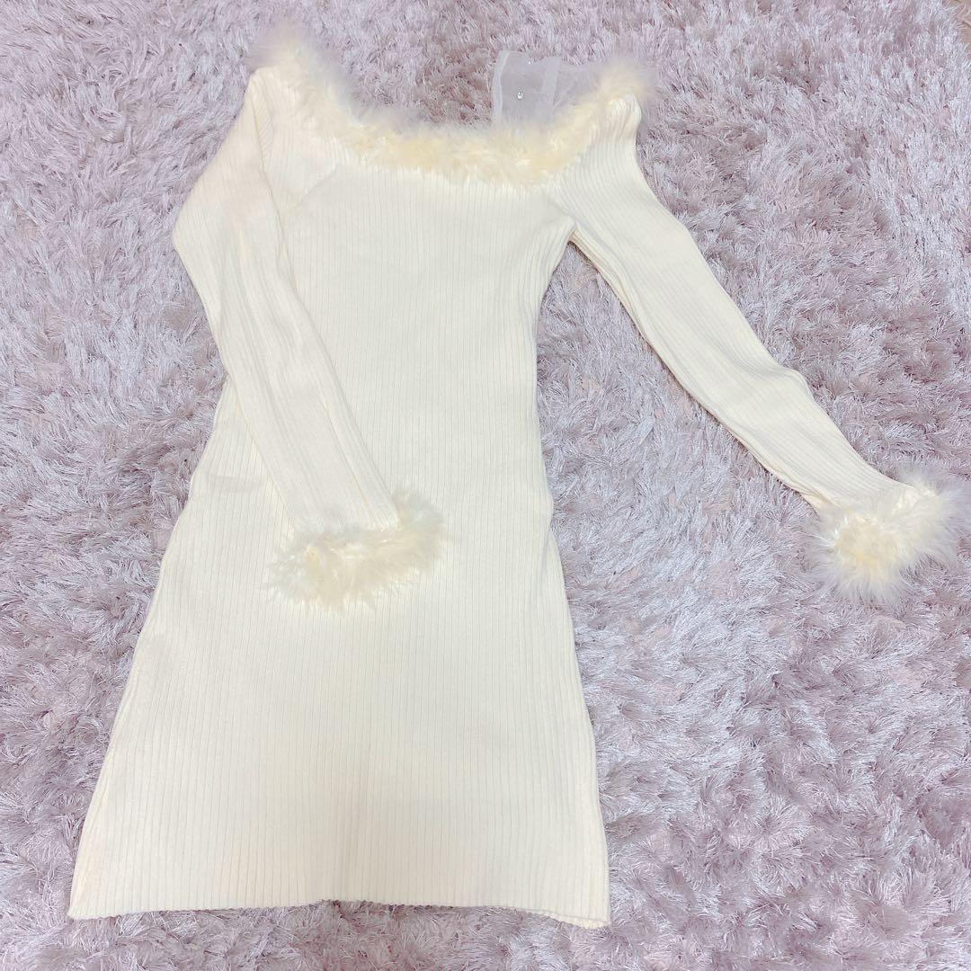 M me eme フェザーニットワンピース