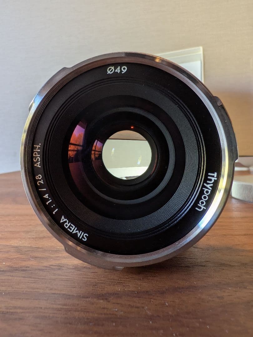 【極美品】Thypoch Simera 28mm f/1.4 Xマウント
