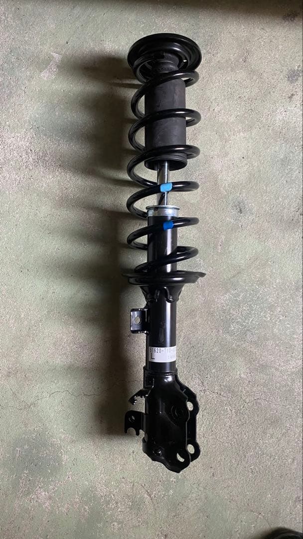24年式　jf1 2トーンカラー、ターボ 純正サスペンション
