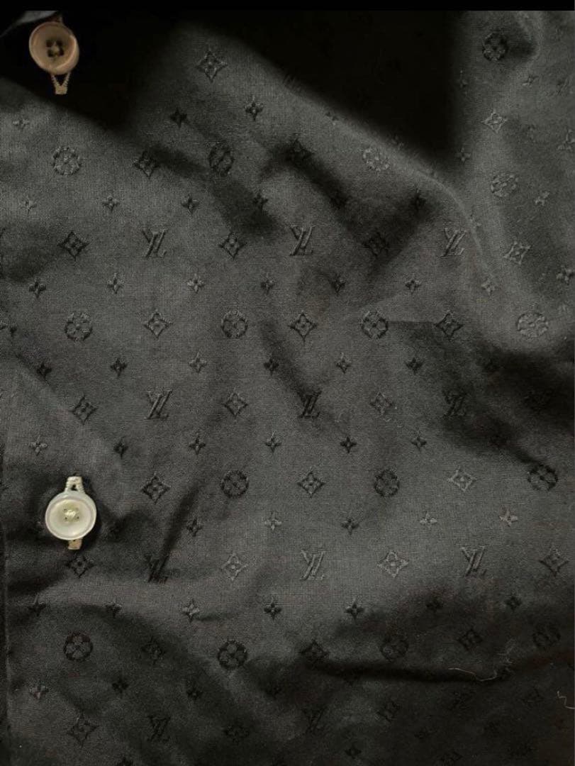 LOUIS VUITTON ブラック 長袖シャツ　ルイ　ヴィトン　Tシャツ