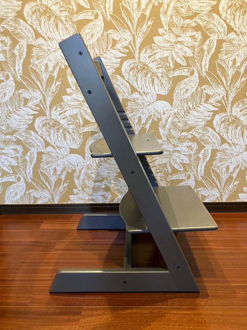 ribbon　ストッケ　トリップトラップ　グレー