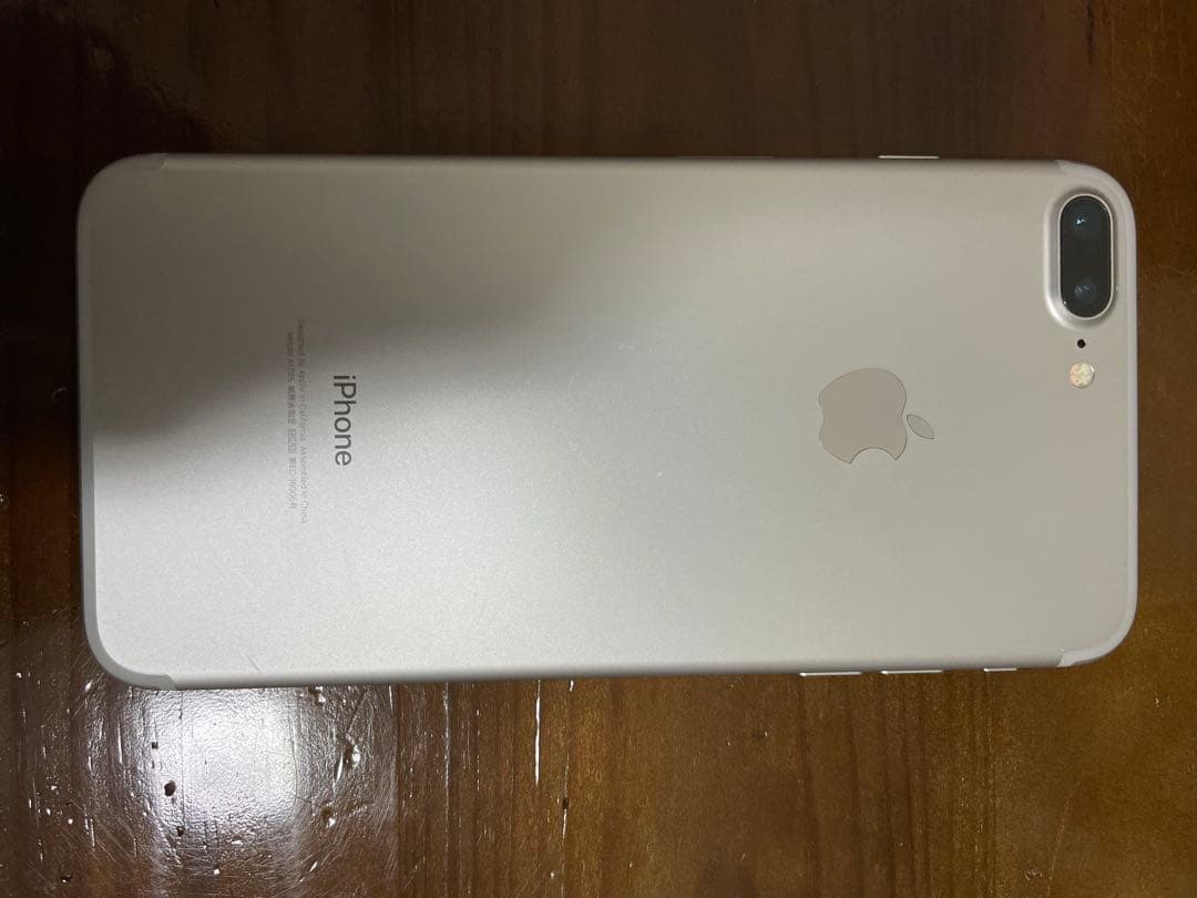 Apple iPhone 7Plus SIMフリー 32GB ホワイト 初期化済