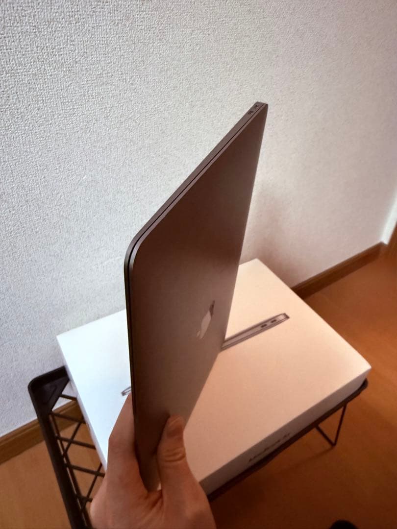 Apple M1 MacBook Air スペースグレー