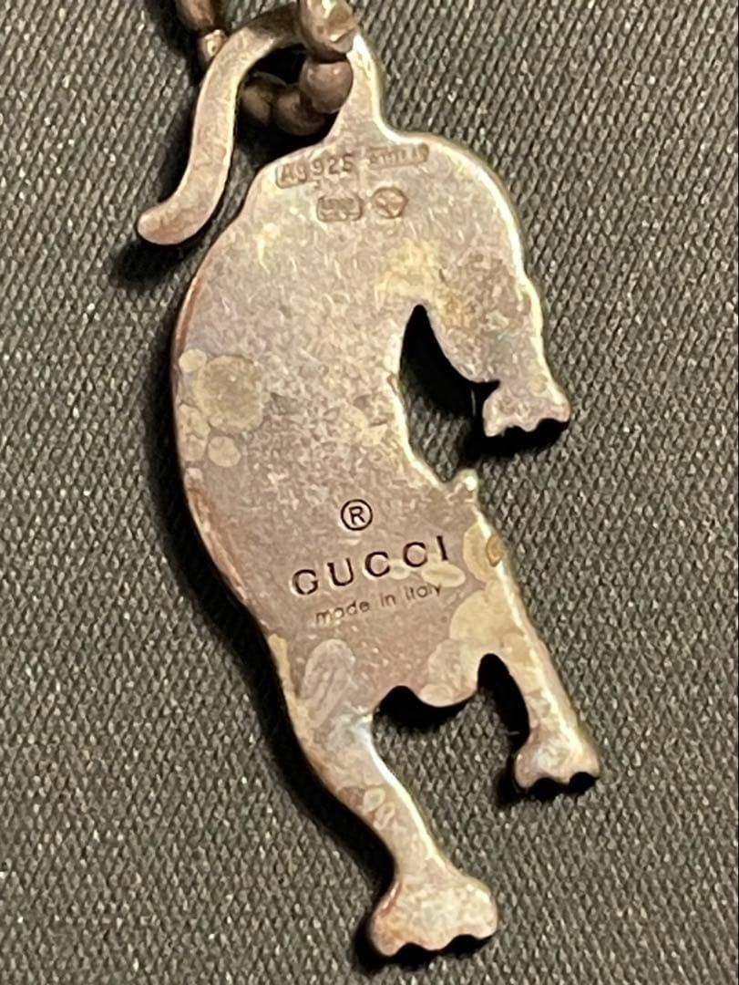 グッチタイガーチャーム　ネックレス　テテ着用