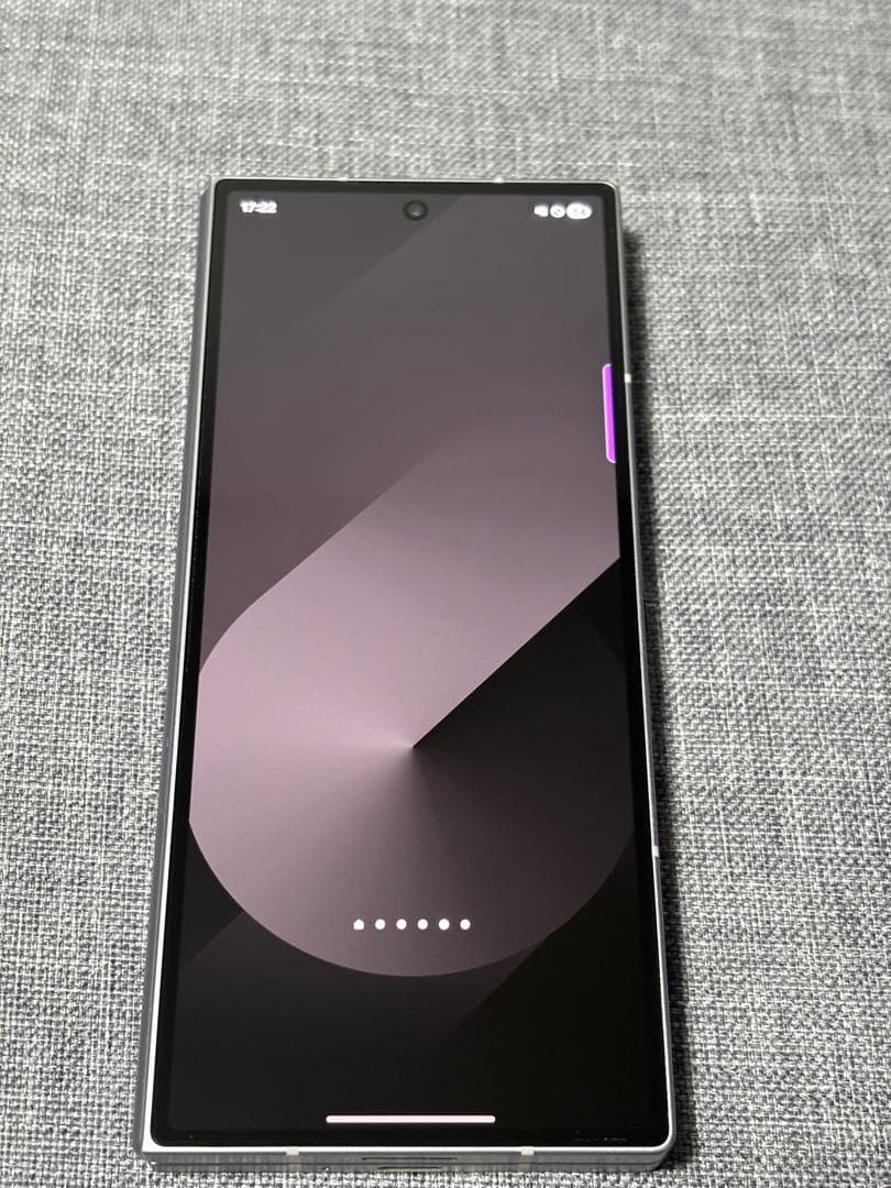 Galaxy Z Fold 6 国内版SIMフリー (純正ケース付き)