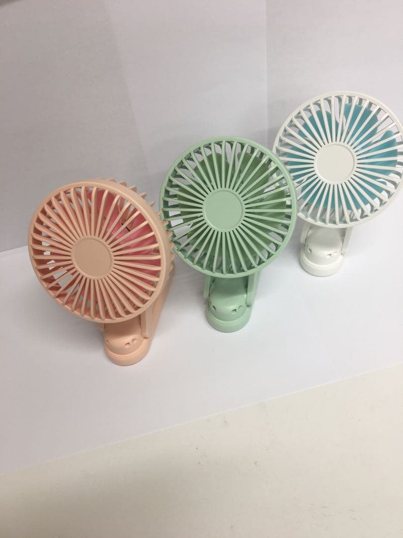 選べる3色12台セット！モバイルバッテリー機能付折り畳みハンディファン！