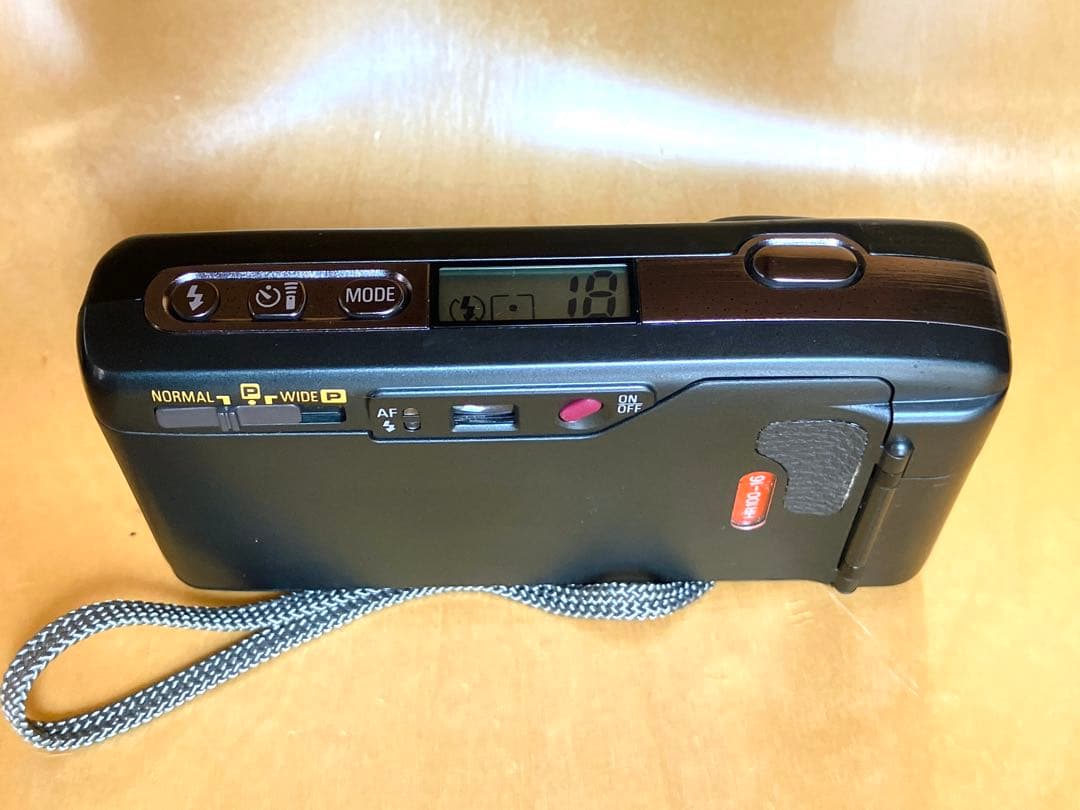 r*m様 フィルムカメラ RICOH R1 中古　完動品