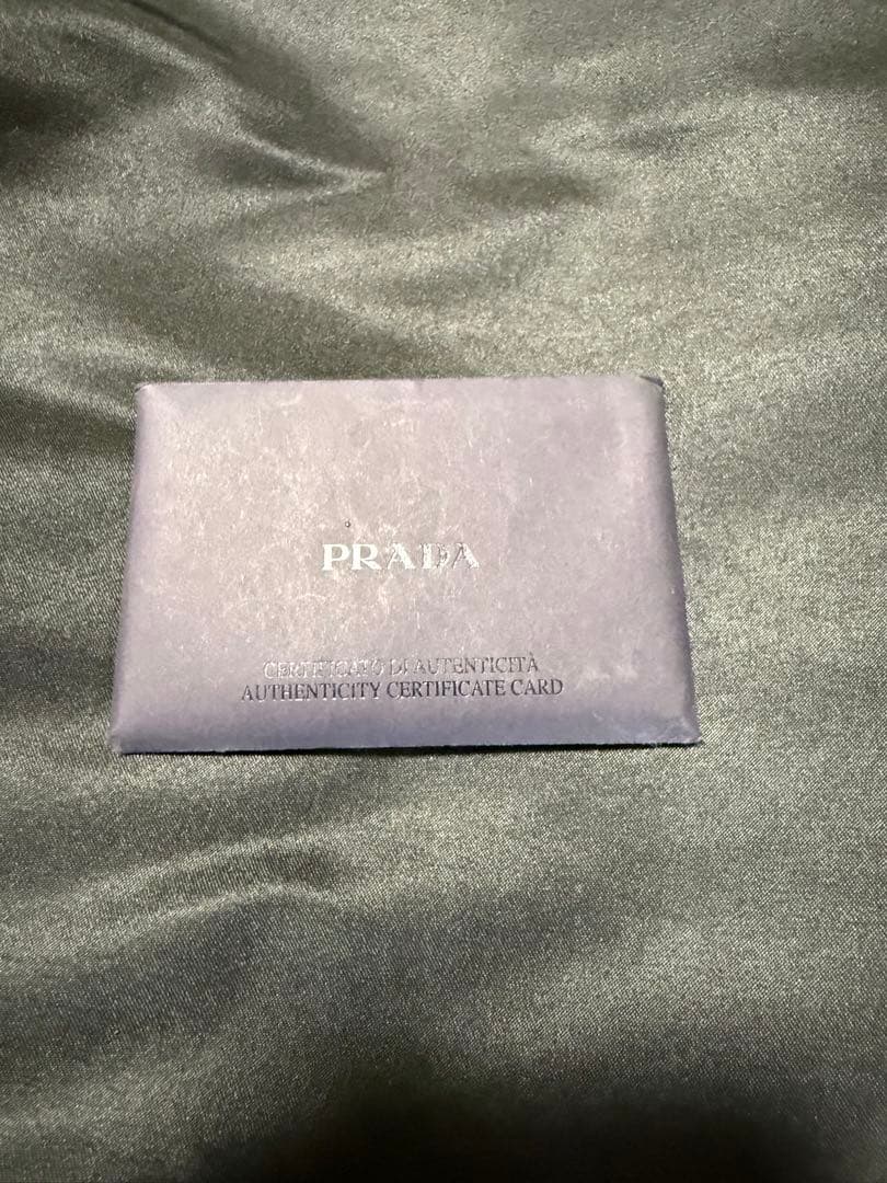 [アーサー]プラダ トライアングル ロゴ ジップ メッセンジャー バッグ