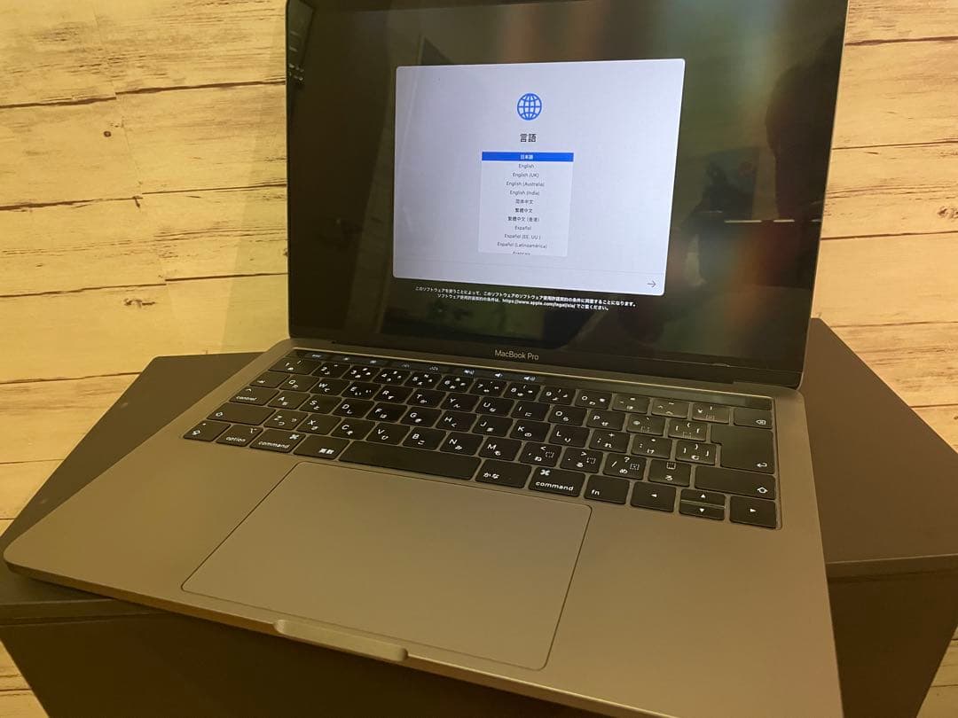MacBook本体 MacBookPro 13inch 2018 8GB