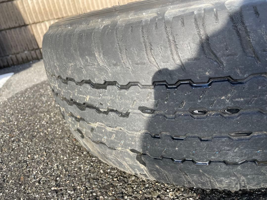 【お引取り限定】ハイラックス ブラックラリーエディション純正ホイールタイヤセット