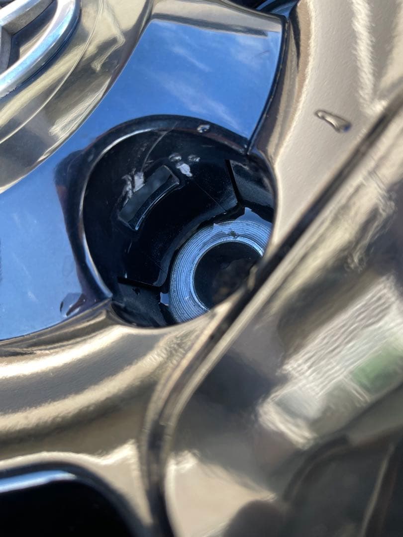 【お引取り限定】ハイラックス ブラックラリーエディション純正ホイールタイヤセット