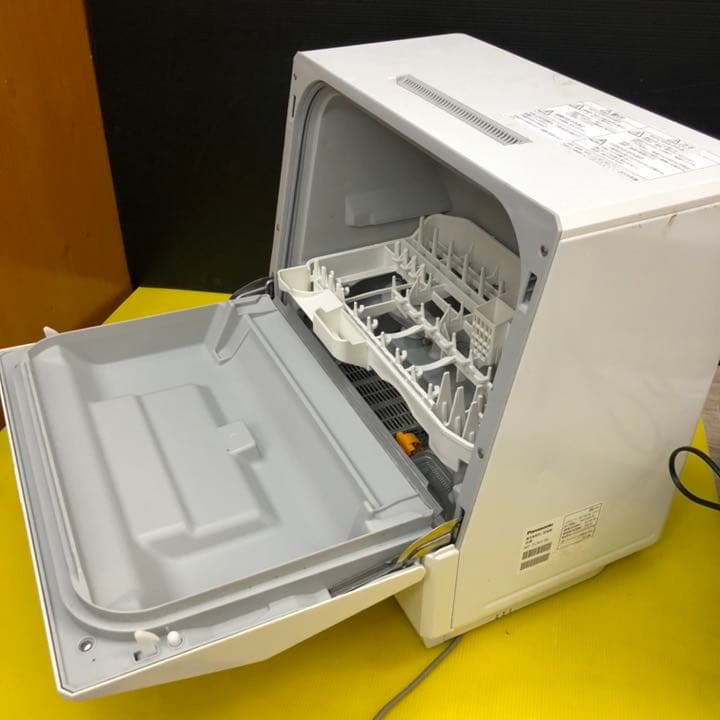 Panasonic： 食器洗機／ディッシュウォッシャー 、NP-TCR3-W
