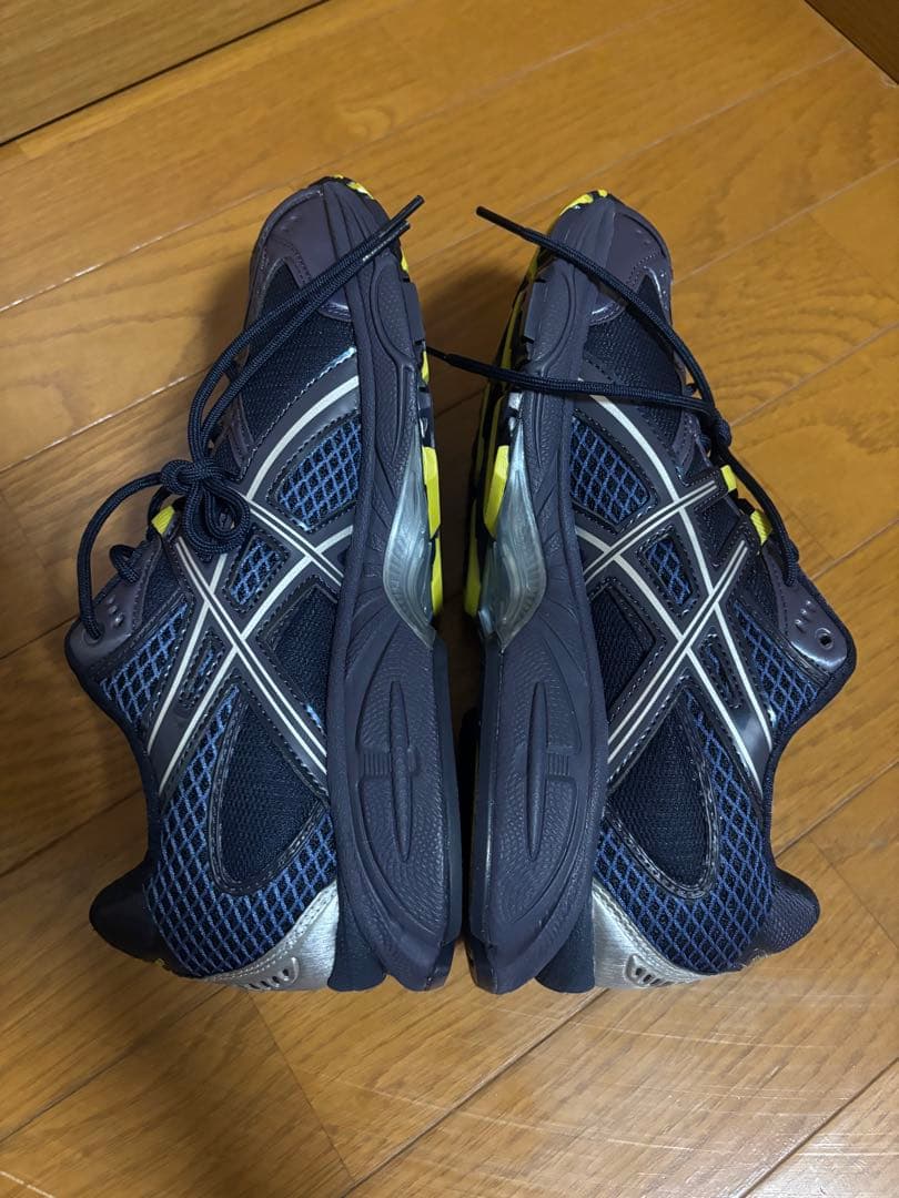 ASICS GEL-NIMBUS 10.1 ネイビー/イエロー スニーカー