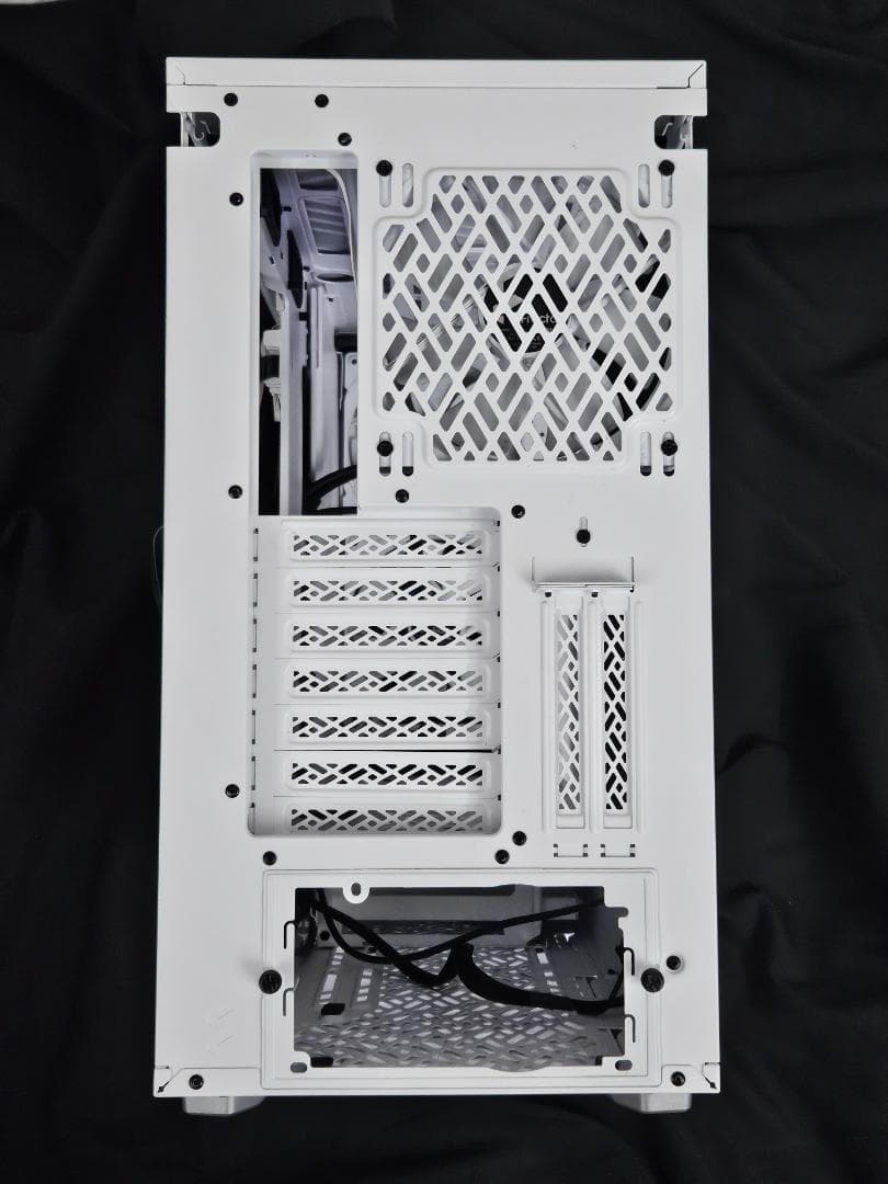 Fractal Define 7 White TG Clear PCケース