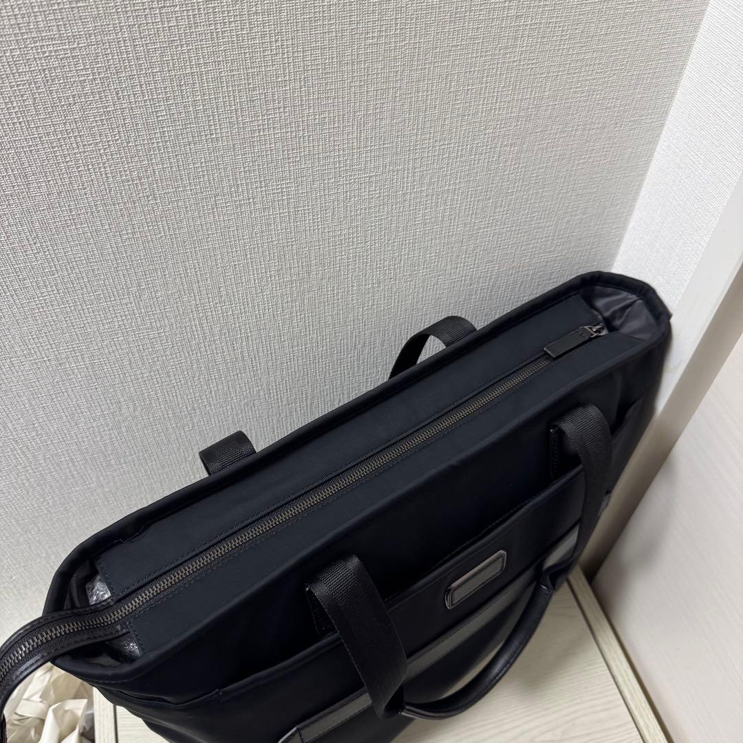【新品同様】TUMI トゥミ イーストウエスト　トートバッグ ブラック　黒