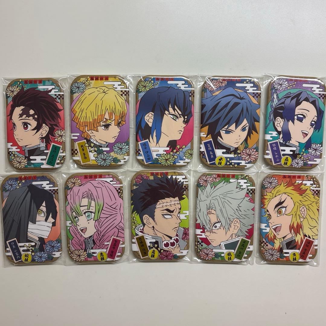 鬼滅の刃　まるかくカンバッジ3 10種 ぺたん娘　ラバーストラップ　柱　8種