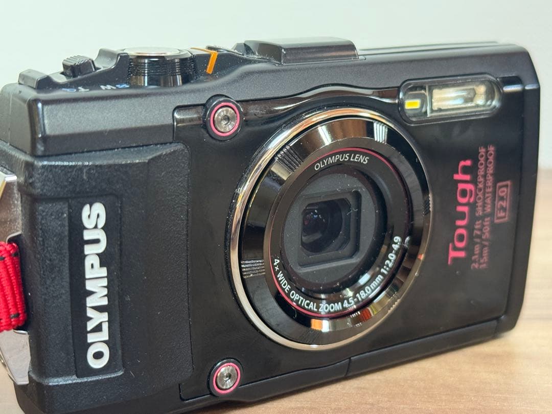 OLYMPUS Tough TG-4 コンパクトデジタルカメラ