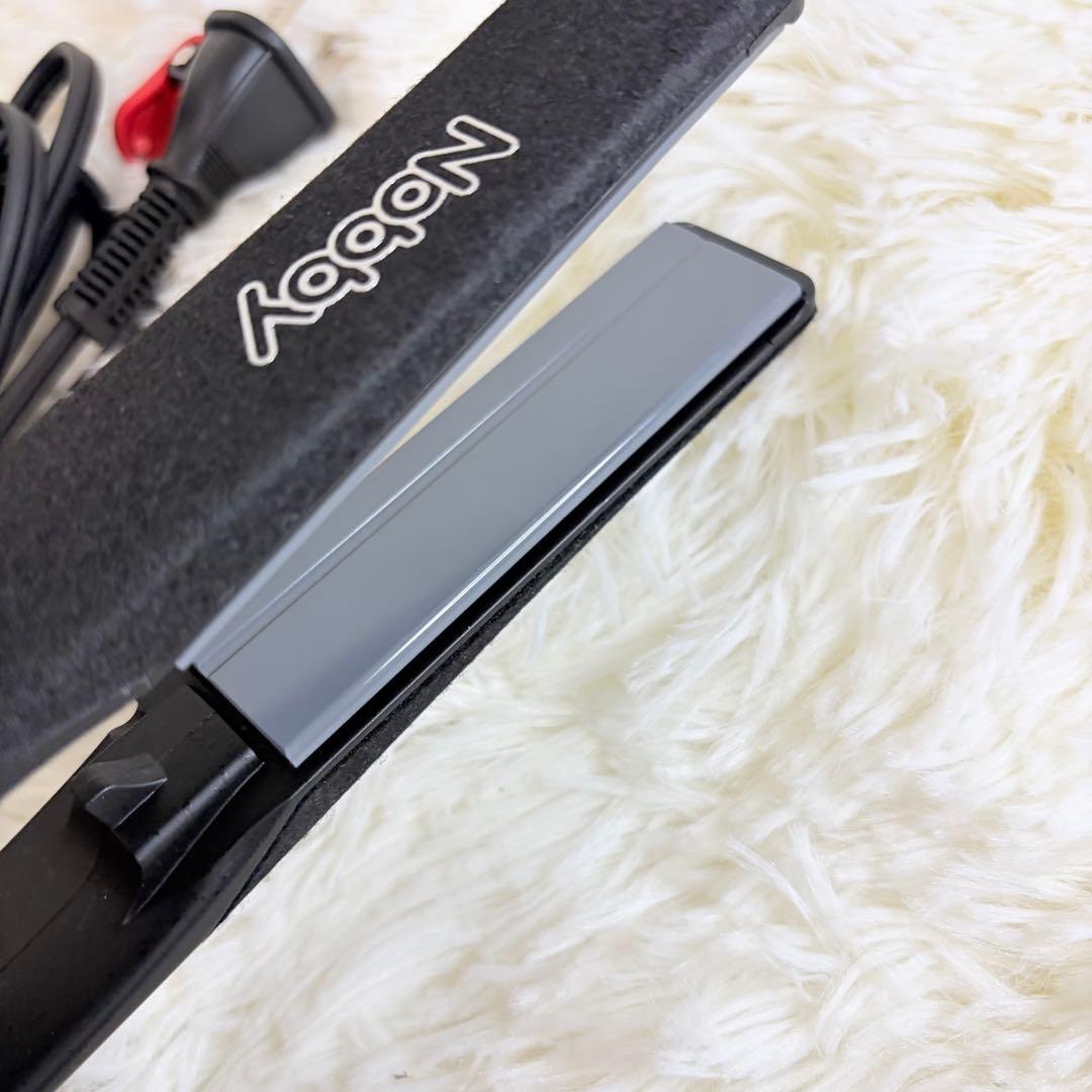 Nobby NBS1200ストレートヘアアイロン 温度調整機能付き