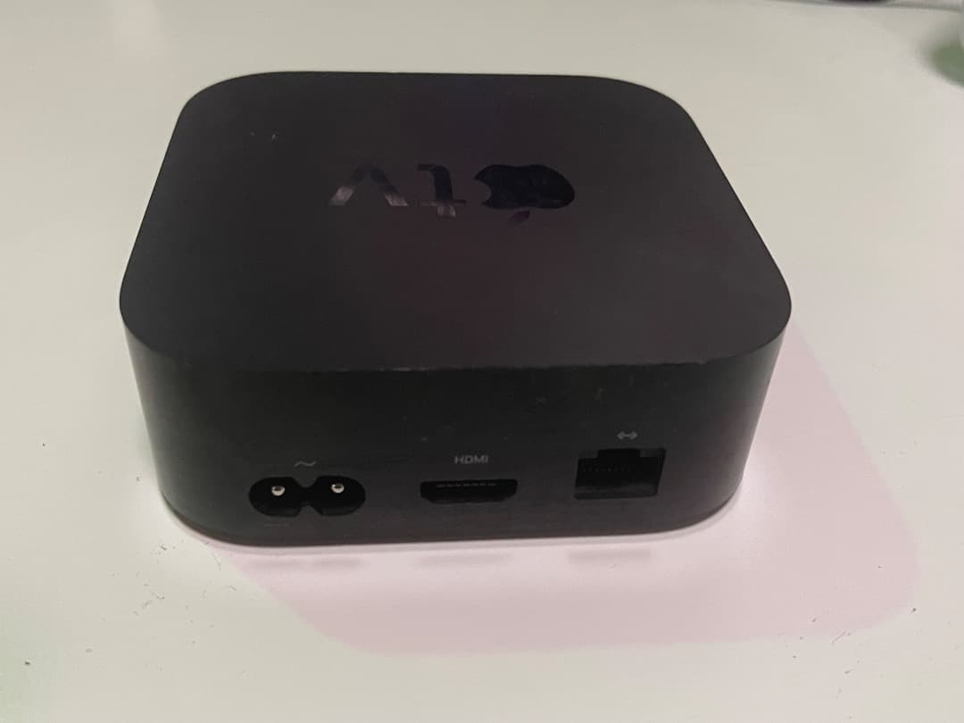 AppleTV 4K 64GB (MXH02/A)+エレコムHDMIケーブル
