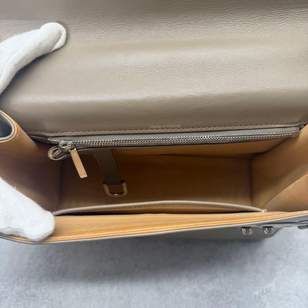 【希少美品】DELVAUX タンペート MM ベージュ フラップ式ハンドバッグ