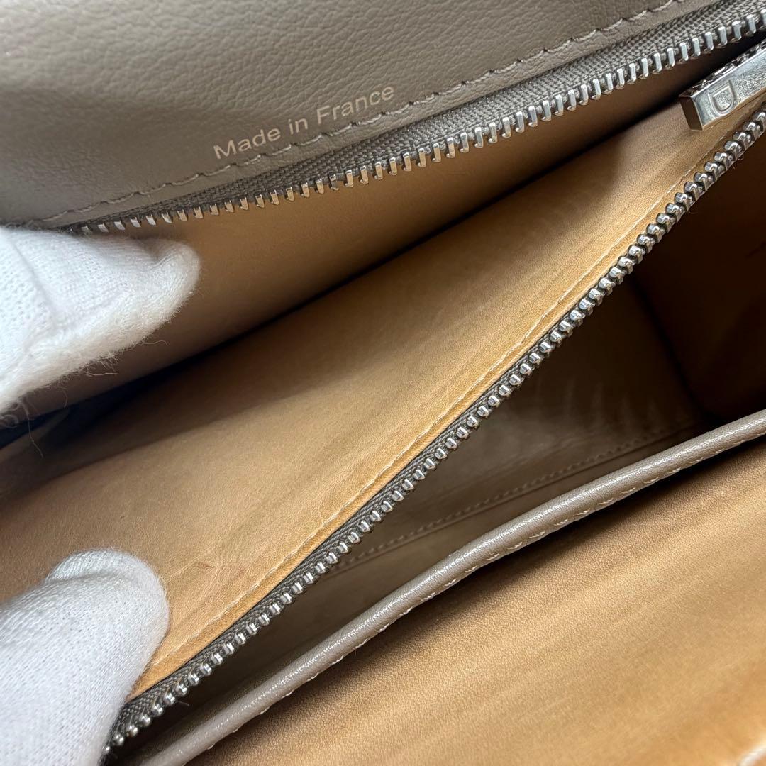 【希少美品】DELVAUX タンペート MM ベージュ フラップ式ハンドバッグ