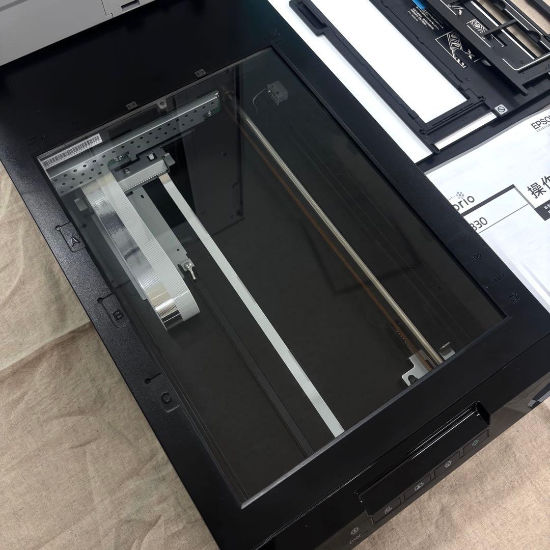 EPSON GT-X830 フラットベッドスキャナー