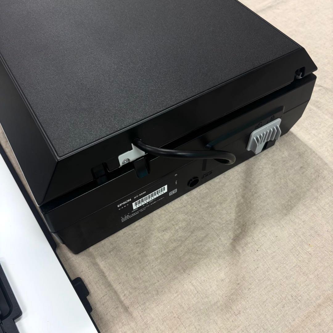 EPSON GT-X830 フラットベッドスキャナー